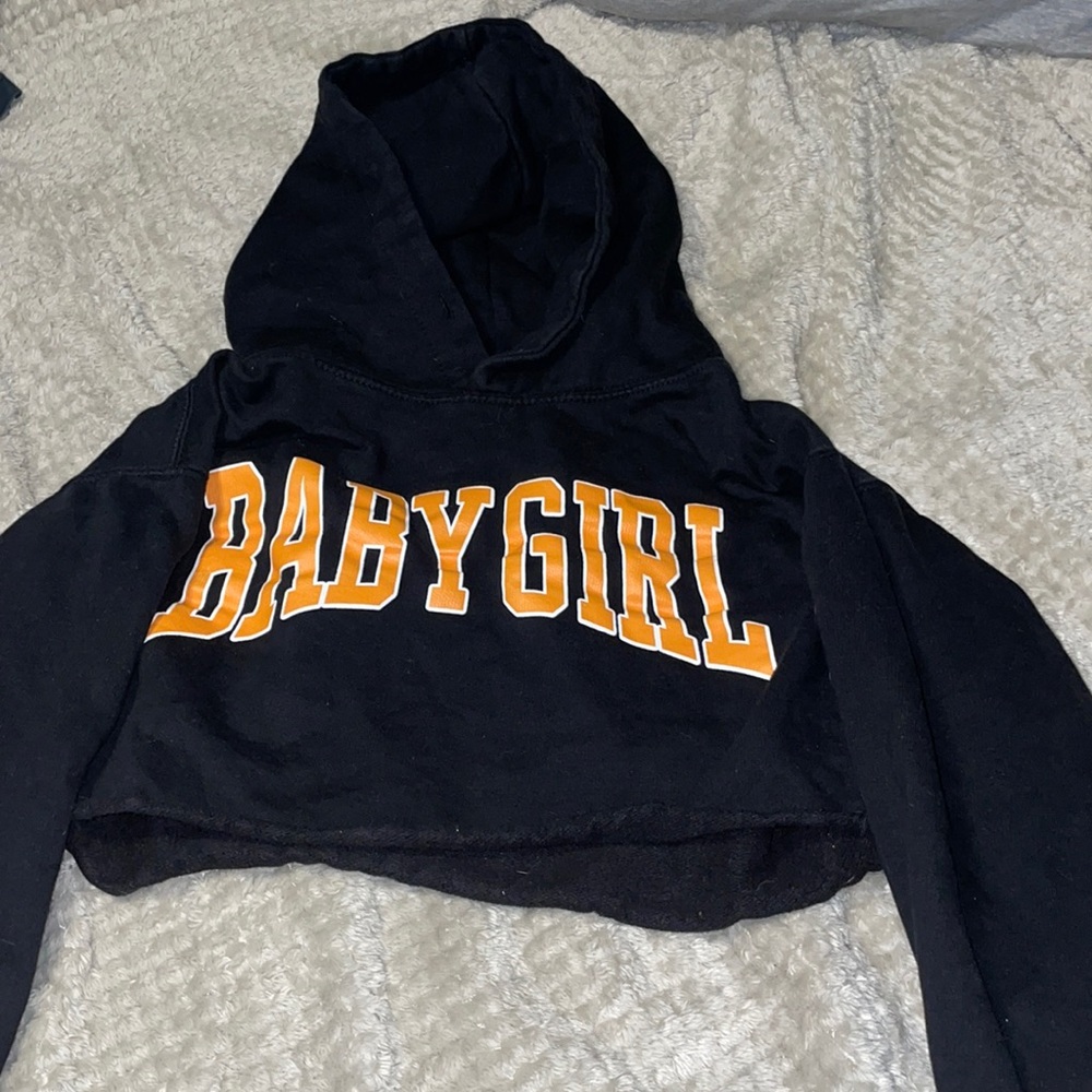 Fashion nova baby girl cropped hoodie, black